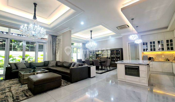 Rumah Mewah Bangunan Mandiri, Semi.dettached,fully Furnished, High Spec Material,, Lokasi Strategis.di Foresta Bsd 1