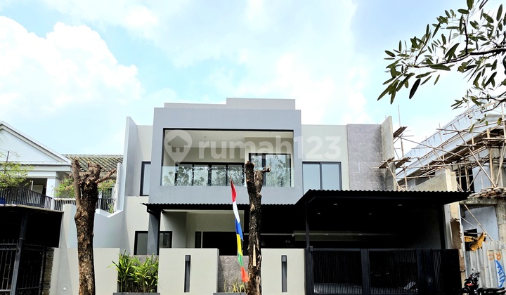 Rumah Mewah Brand New Minimalis Posisi Boulevard Semi Furnished.di Puspita Loka BSD Dekat dengan Exit Tol.dan Pasar Modern 2