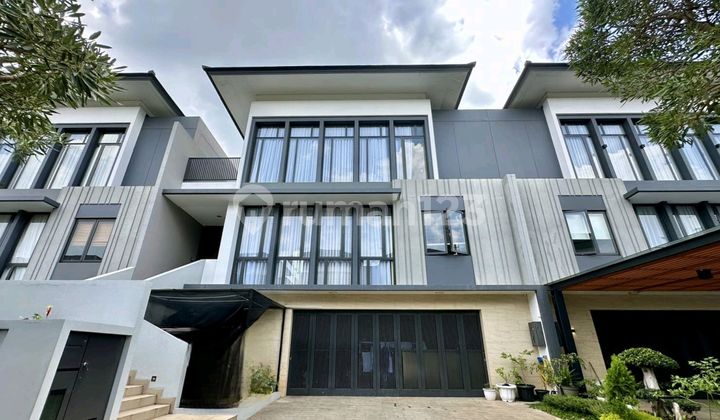 Lakewood Navapark House, 12 Meters Wide, Rare Find, Swimming Pool, Beautifully Semi-Furnished.