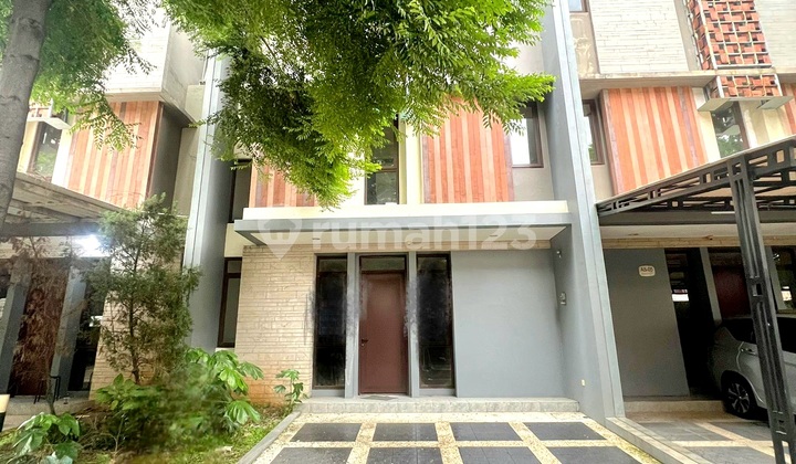 Rumah Hunian Bisa Dijadikan Kantor, Kos Kosan, Di Regentown Bsd City Jual Rugi , Dekat Ice Bsd , Exit Tol Dan Aeon Mall