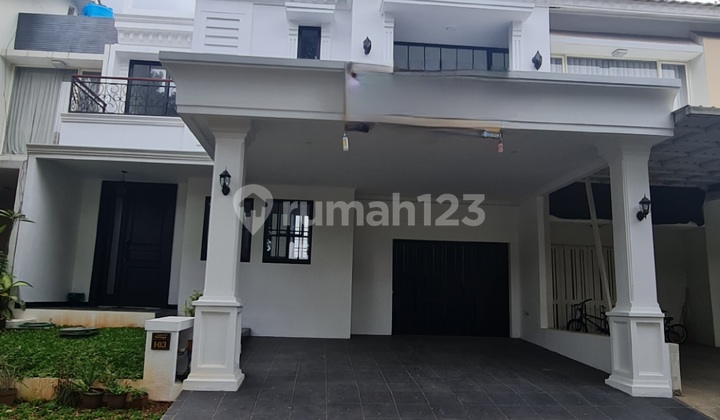 Rumah Cllassic Modern Like New Kebayoran Village Bintaro, Swimming Pool, Lokasi Strategis