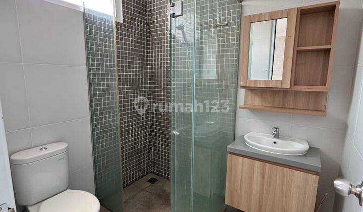 Rumah Granada Alicante, Semi Furnished, Siap Huni 2