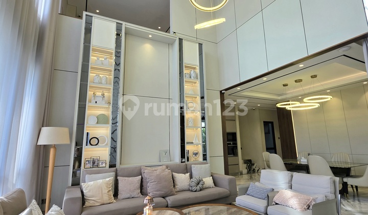 Rumah Posisi Boulevard Depan Taman Fully Furnished, Renovasi, Jarang Ada di Nava Park, Botanic Park 10.Ha, Country Club 2.7 Ha Lokasi.dekat Exit Tol.dan Aeon Mall