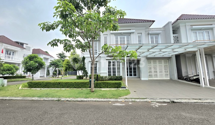 Like New Home Ready to Live In, in Granada Menaggio Gading Serpong, Sport Club Inside the Cluster, Strategic Location.