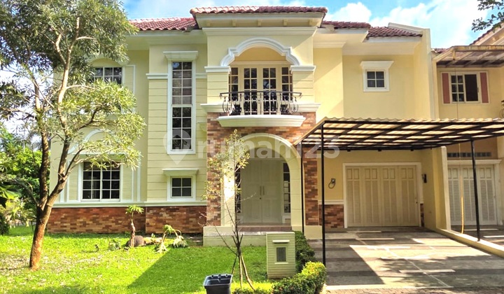 Rumah Hoek Cantik View Sungai .Rapih dan Siap Huni, Classic, The Green BSD City Dekat Exit Tol.dan Pasar Modern