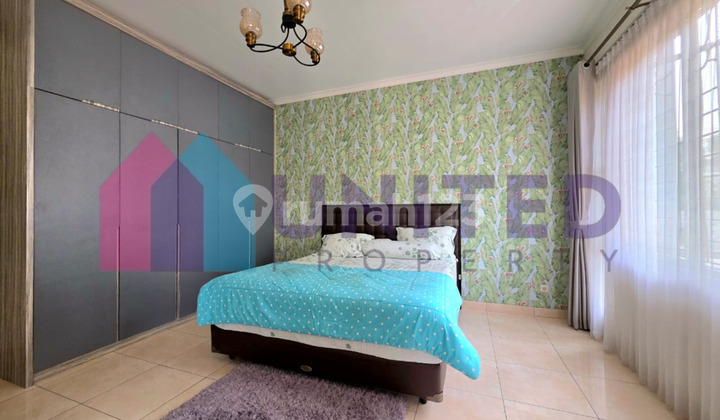 Rumah Cantik, Full Renovasi, Siap Huni, Semi Furnished Di De Latinos,, Dekat Exit Tol.dan Stasiun Kereta Rawa Buntu 2