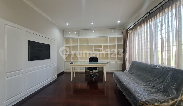 Luxury Fully Furnished House on Boulevard at De Park Cajuputi, Near Toll Exit and Aeon Mall 2