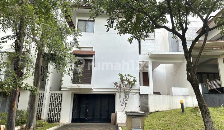 Rumah Mewah Di Kawasan Mewah De Park Heliconia Bsd City, Lokasi Strategis Dekat Exit Tol , Aeon Mall, Pasar Modern Intermoda, Universitas Prasetya Mulya, Atmajaya