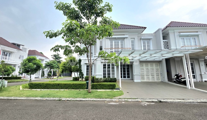 Modern Classic Like New House Ready to Occupy in Menaggio Gading Serpong, Sports Club Inside Cluster, Strategic Location