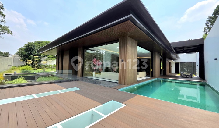 Tropical Modern One Storey Luxurious House With Private Swimming Pool And Spacious Garden De Maja Bsd City, Strategic Location Near Exit Tol And International School Tropical Modern One Storey Luxurious House With Private Swimming Pool And Spacious Garden De Maja Bsd City, Strategic Location Near Exit Tol And International School