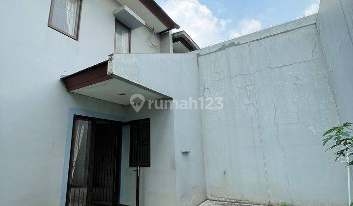 Rumah kekinian di Eminent Precia Bsd City 2