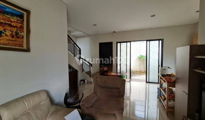 Rumah minimalis kekinian di Eminent Illustria Bsd City 2