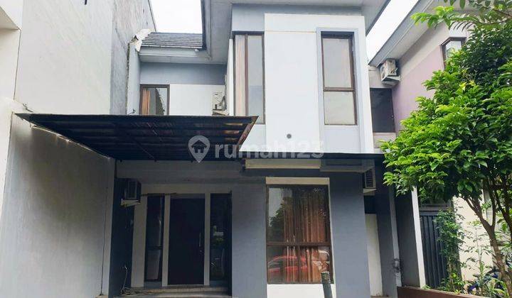 Rumah modern di Cluster caspia Bsd City 1