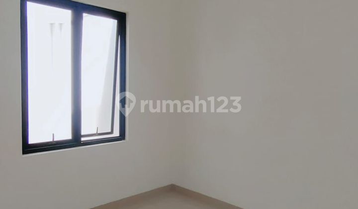 Rumah Cantik Kekinian di Griya Loka Bsd City 2