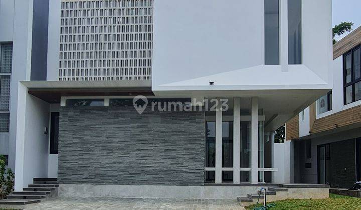 Rumah Brand New Hoek di Cluster Cosmo The Icon Bsd City 1