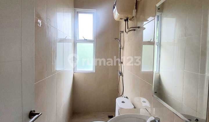 Rumah Rapi Full Furnished di Cluster Hyland Greenwich Bsd City 2