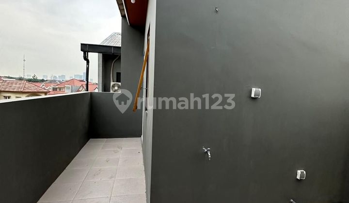 Rumah Brand New Shm Di Alam Sutera Cluster Flamboyan  2