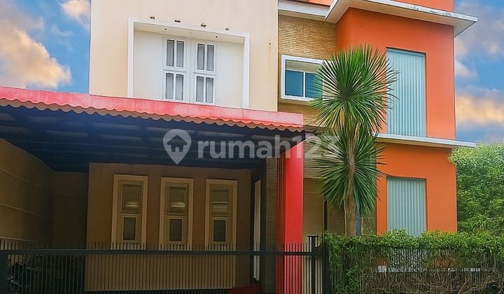 Rumah Yang Luas, Mewah, Posisi Hoek Di Puspita Loka Bsd City