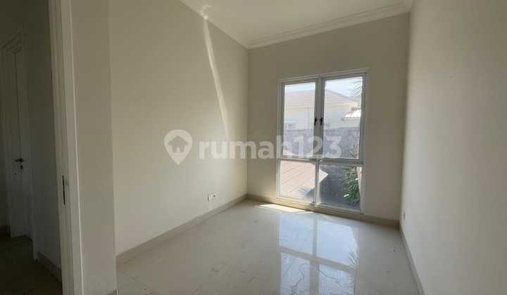 Rumah Bagus 2 Lantai Di Sheffield Greenwich Bsd City 2