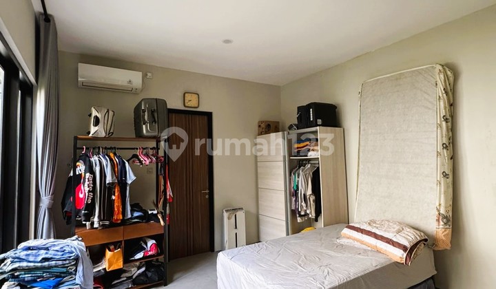 A Ready-to-Live-in Serene House in Anggrek Loka, BSD City A Ready-to-Live-in Serene House in Anggrek Loka, BSD City