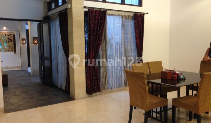 Beautiful 3-Story House in Villa Gading Indah, Kelapa Gading, North Jakarta 2