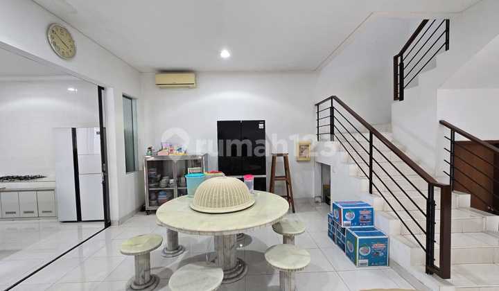 Rumah Cantik Strategis Di Greencove Bsd City 2