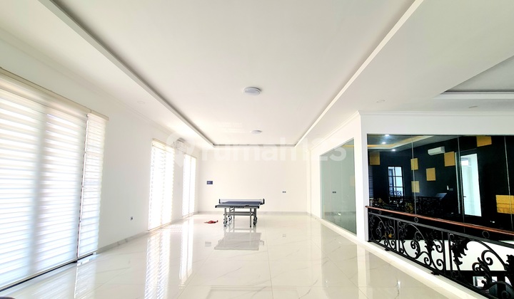 Hoek House Independent Building American Classic In Allevare Foresta Bsd City 2