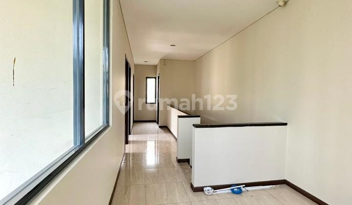 Rumah Mewah Exclhsive Lancewood Nava Park - BSD City 2 Lantai