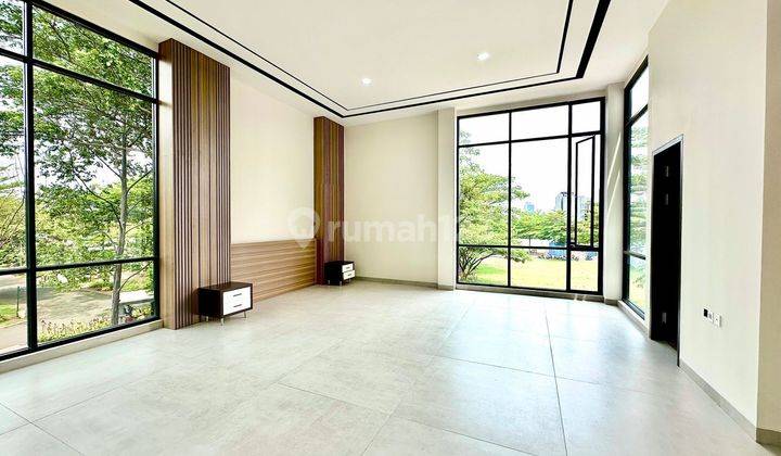 Mewah !!  Rumah Dengan Private Pool di Sutera Jingga Sutera Sitara - Alam Sutera 2