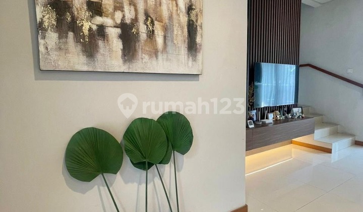 Exclusive Furnished Caelus House in BSD Green Wich 2