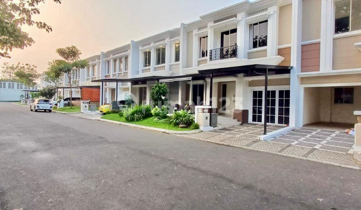 Flamingo Cluster House in The Springs Gading Serpong Area, Like Brand New