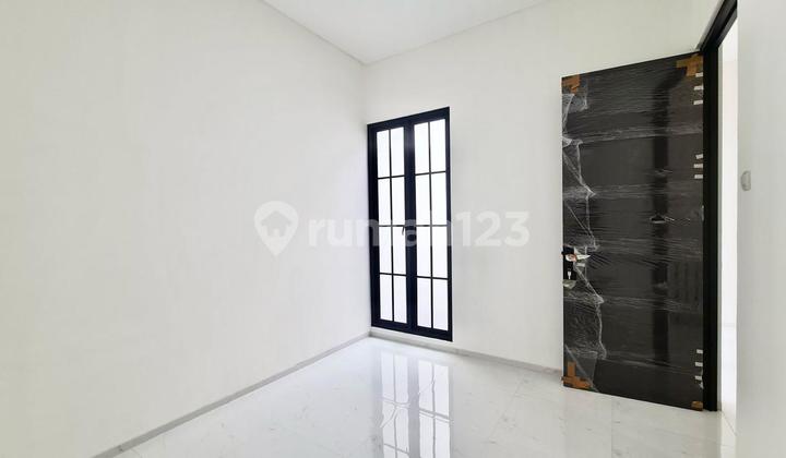 Brand New House Griya Loka Bsd City Sektor 1.1 2