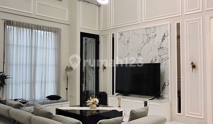 Price Reduction on Independent Building Hook Banci Cluster Allevare - Foresta BSD with Swimming Pool