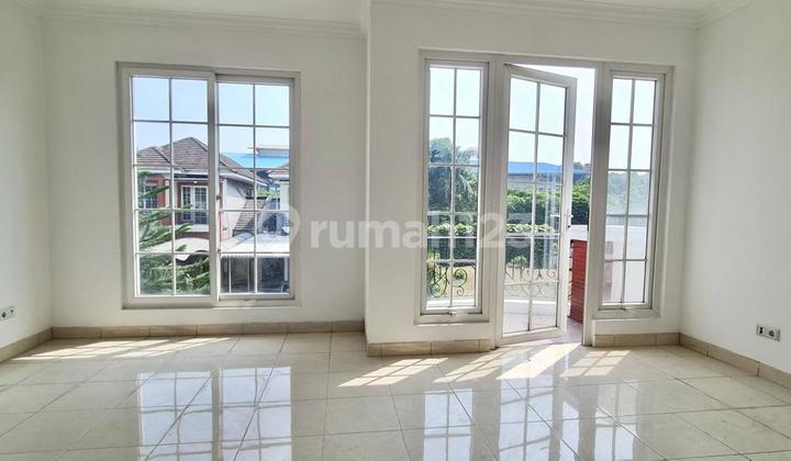 Well-Maintained House Provence Parkland BSD City - Tangsel 1