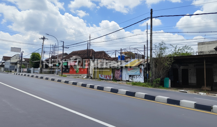 Land for Rent Yogyakarta, Near West Ring Road, Near PGRI Campus, Muhammadiyah University of Yogyakarta UMY, Ahmad Yani University, PKU Gamping Hospital, AMC Wirobrajan Hospital, PMI Office, Gamping Fruit Market Land for Rent Yogyakarta, Near West Ring Road, Near PGRI Campus, Muhammadiyah University of Yogyakarta UMY, Ahmad Yani University, PKU Gamping Hospital, AMC Wirobrajan Hospital, PMI Office, Gamping Fruit Market
