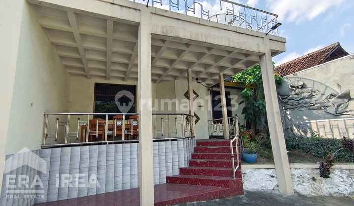 Commercial Space for Rent in a Budget Hotel, Close to UGM Campus