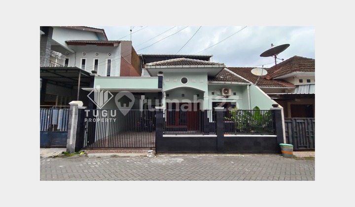 Rumah 2 Kamar Tidur AC Disewakan area Gejayan Jogja, dekat Kampus Atma Jaya, STIE YKPN, UPN, UIN,  Pakuwon Mall, Ambarukmo Plaza Amplaz, SMA De Britto, SD Muhammadiyah Sapen, RS Siloam, Gereja Pringwulung