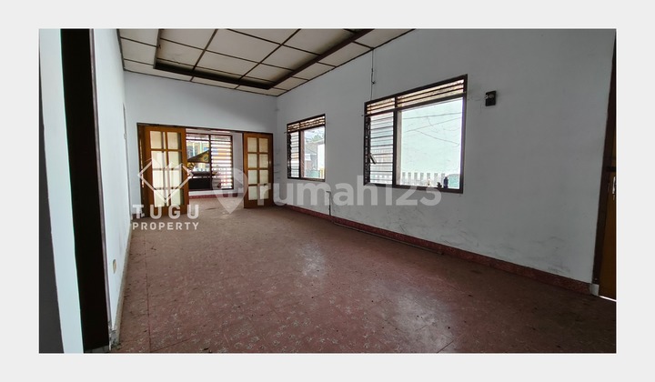 5 Bedroom House for Rent in Tamansiswa Jogja, near UST and UAD Campuses, Bintaran Church, Puro Pakualaman, XT Square