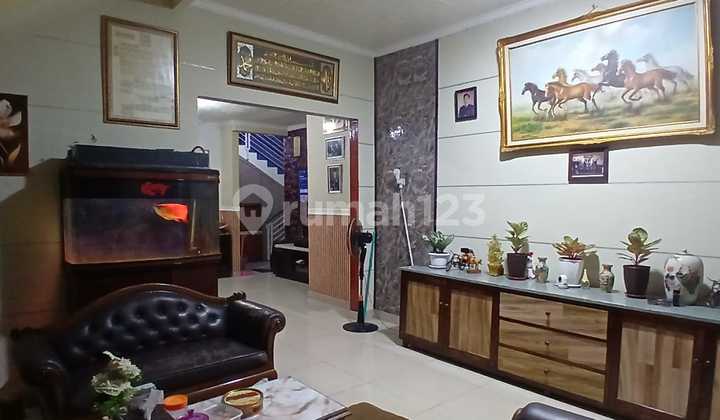 Jual Rumah Villa Pamulang Pondok Benda Tangerang Selatan 2,5 Lt 2