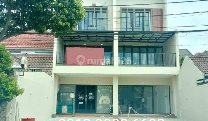 Ruko di Jalan Raya Nusa Loka Bsd Serpong Tangerang kondisi bagus 1