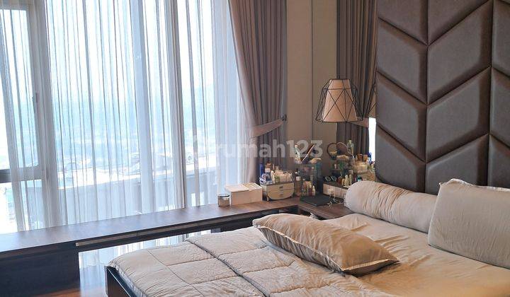 Penthouse Langka 4BR+1 Saumata Apartment Alam Sutera Tangerang 2