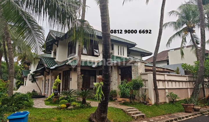 Rumah Hook Ada Kolam Renang Graha Taman Bintaro Sek 9 Tangerang 2