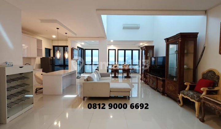 Jual Rumah Modern Classic Furnish Giri Loka BSD Serpong Tangerang