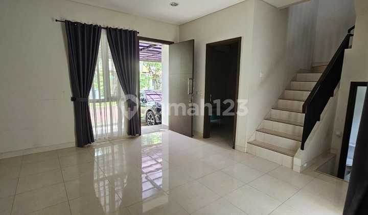 For Sale 2-Story House Kireina Park Nusa Loka BSD Serpong Tangerang 2