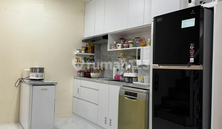 Jual Rumah Cantik 2 Lantai Paradise Serpong City Tangerang Sel