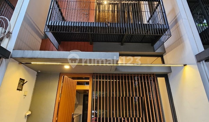 Jual Rumah Furnished Minimalis Fleekhauz Bsd Dekat Gading Serpong Jual Rumah Furnished Minimalis Fleekhauz Bsd Dekat Gading Serpong