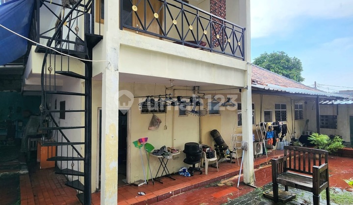 For Sale Old House Land Calculation in Kebayoran Baru, South Jakarta