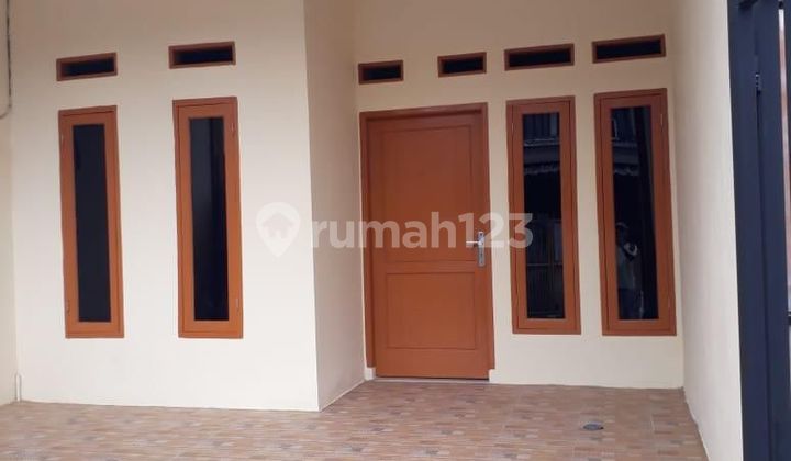 Selling a Nice House in Cipondoh Makmur, Tangerang City, Banten, 1 Floor with SHM 2