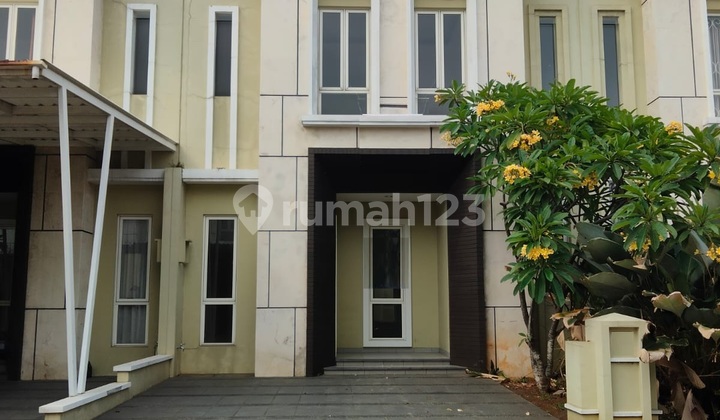 Cheap Sale 2-Story House at Sutera Leora Alam Sutera Tangerang, 7 Meters Wide
