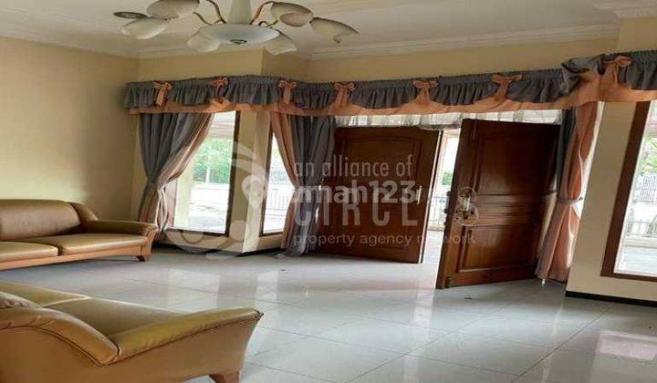 Rumah Keren Siap Huni Furnished Dikomplek Elite Istana Regensi Pasteur Bandung 2